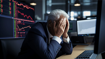 یک تریدر درگیر احساسات FOMO